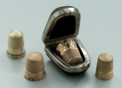 Appraisal: Five kt gold thimbles one inscribed Annie to Lou size