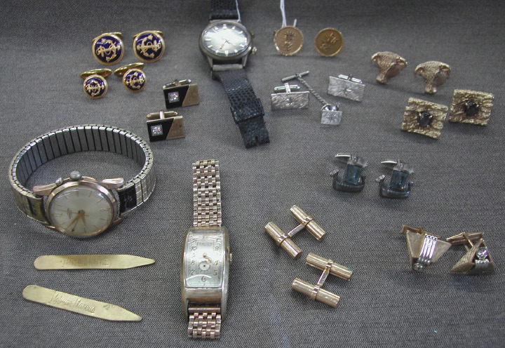 Appraisal: Fourteen-Piece Group of Vintage Gentleman's Jewelry and Accessories consisting of