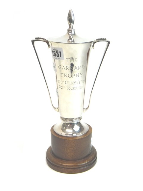 Appraisal: The Garrard Trophy two handled cup and cover Birmingham by