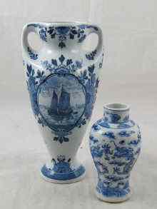 Appraisal: A blue and white Chinese porcelain vase decorated with dragons