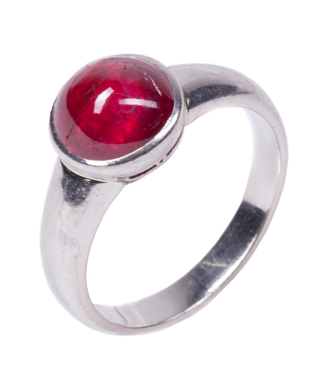 Appraisal: CARTIER PLATINUM AND CABOCHON RUBY MAN'S RINGCartier Platinum and Cabochon