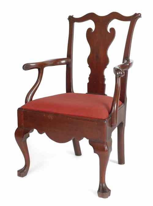 Appraisal: Pennsylvania Queen Anne walnut armchair ca with knuckle grips a