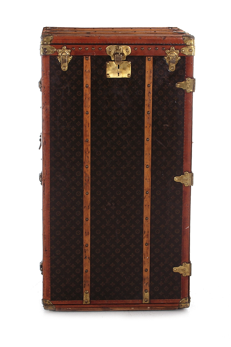 Appraisal: Louis Vuitton steamer trunk France early th century LV monogram