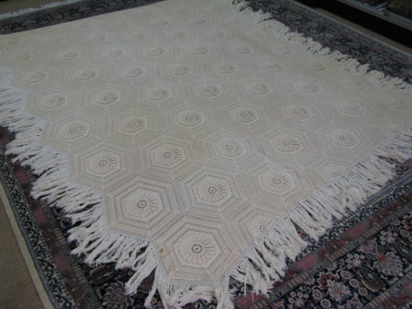 Appraisal: Ecru hand crochet coverlet with lovely rosette floral popcorn pattern