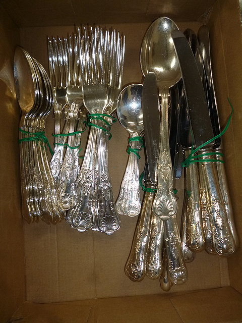 Appraisal: A SET OF KINGS PATTERN SILVER PLATED CUTLERY the six