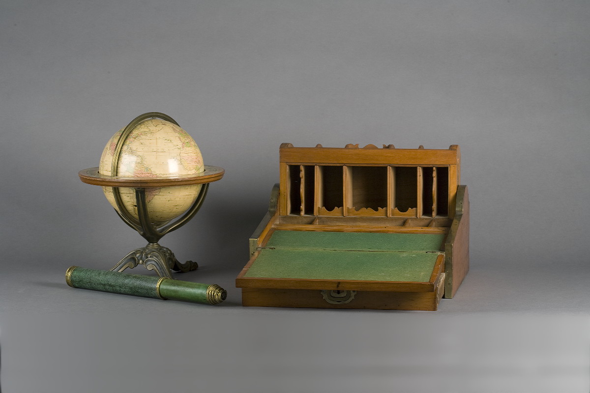 Appraisal: DOLLAND OF LONDON FIVE DRAW TELESCOPE WITH SHAGREEN AND VELLUM