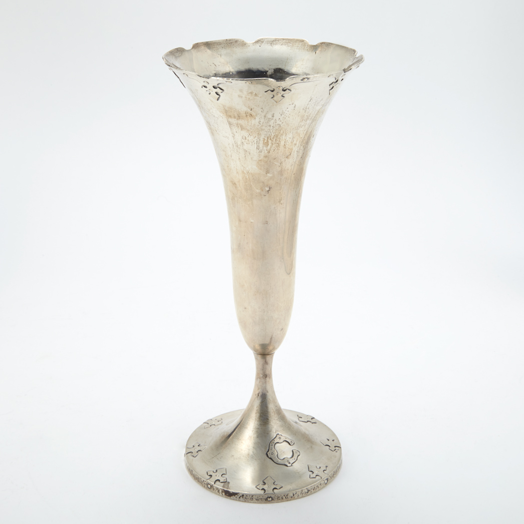 Appraisal: International Silver Co Sterling Silver Vase Early th century Of