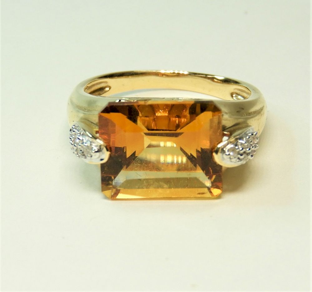 Appraisal: Estate K Gold Lady's Citrine Diamond Ring China th Century