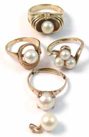 Appraisal: FIVE ARTICLES OF PEARL JEWELRY including two k gold rings