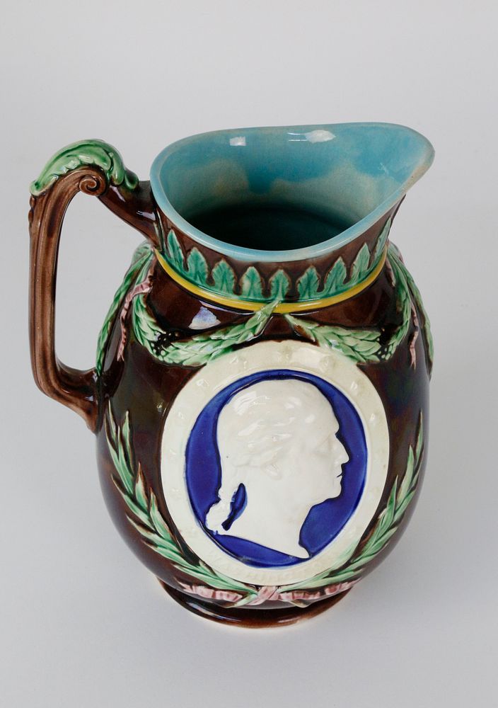 Appraisal: Wedgwood Pitcher with Portraits of Washington and Lincoln Wedgwood Ceramic