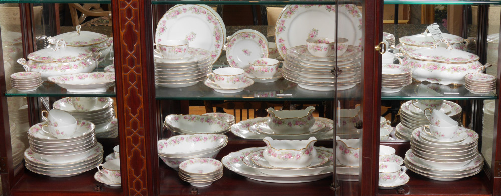 Appraisal: FRENCH LIMOGES ROSE DECORATED FINE CHINA SERVICE Elite Works for