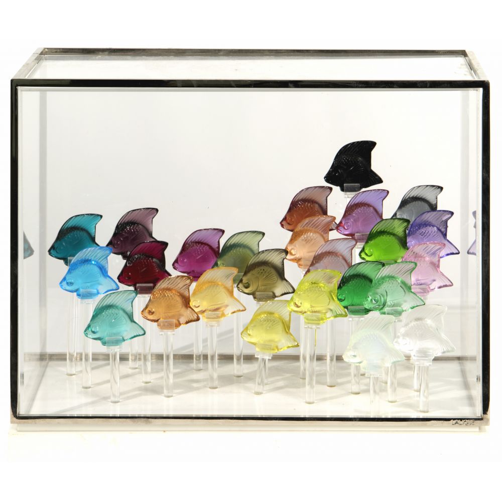 Appraisal: LALIQUE CRYSTAL AQUARIUMHaving a school of multi-colored fish forms each