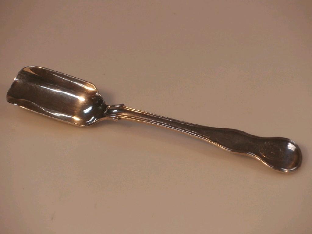 Appraisal: A Victorian silver fiddle and thread pattern Stilton scoop by