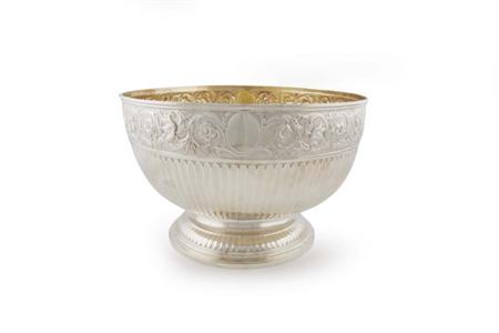 Appraisal: A large punch bowl L A O London of large