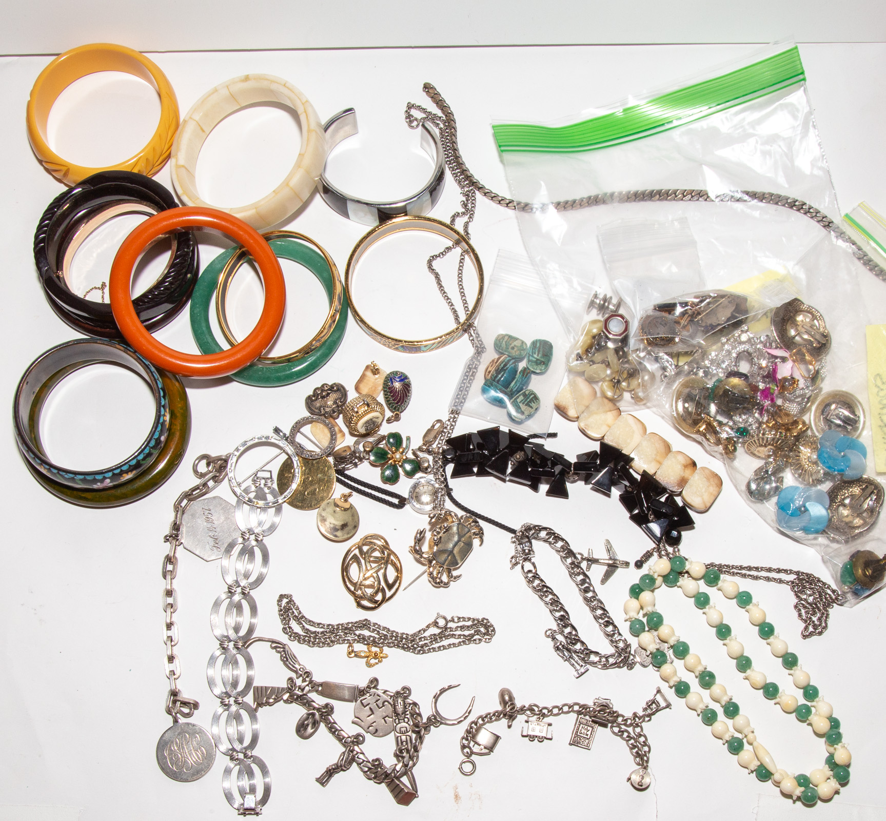 Appraisal: A LARGE COLLECTION OF VINTAGE JEWELRY various sterling silver pieces