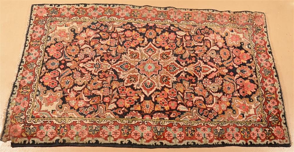 Appraisal: Center Medallion Oriental Rug Center Medallion Oriental Rug Floral and