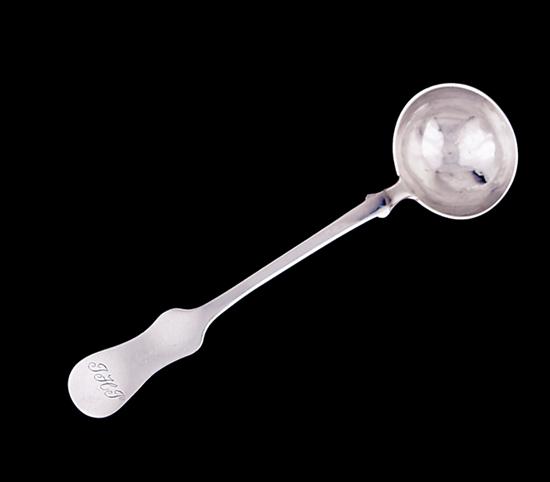 Appraisal: Hungarian silver sauce ladle circa - fiddle handle engraved with