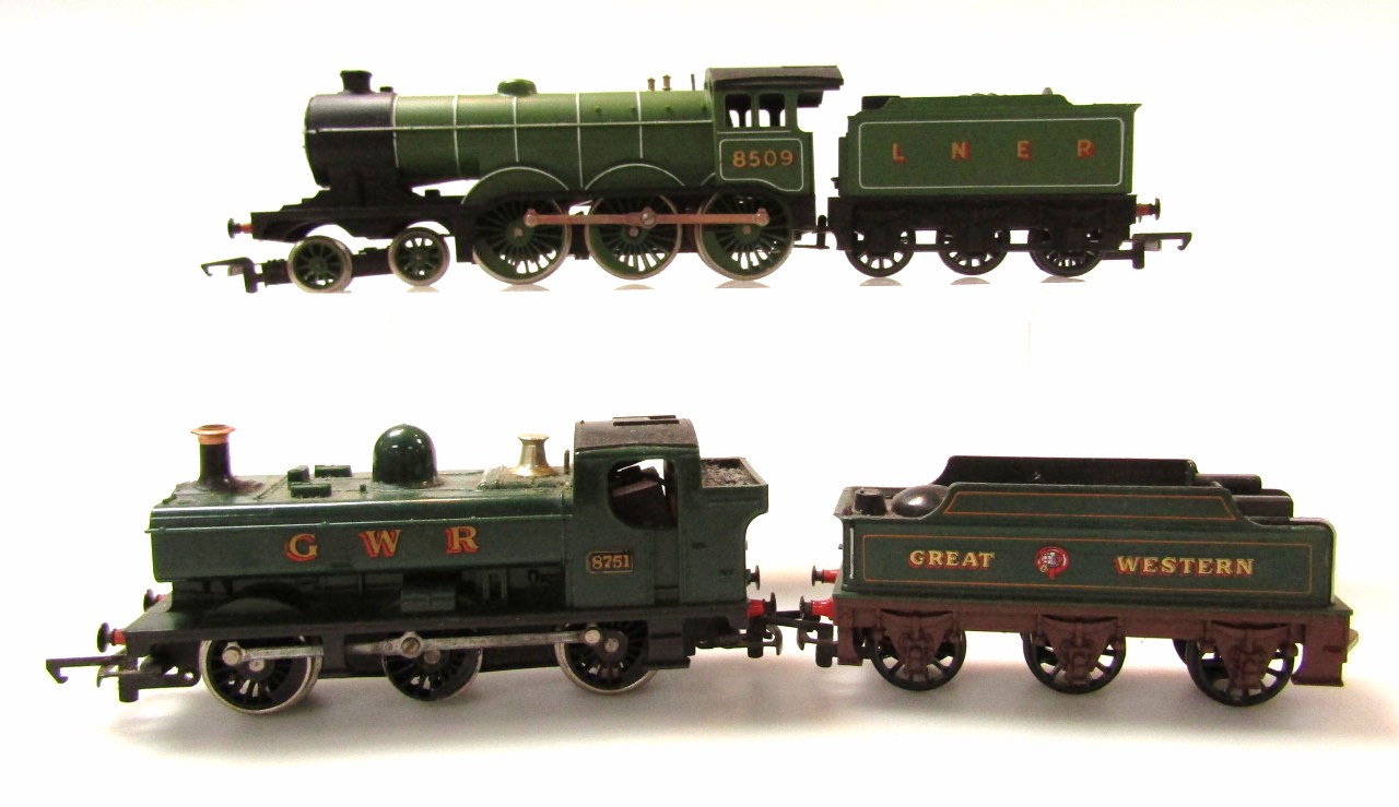 Appraisal: A Hornby Dublo locomotive and tender no cm high and