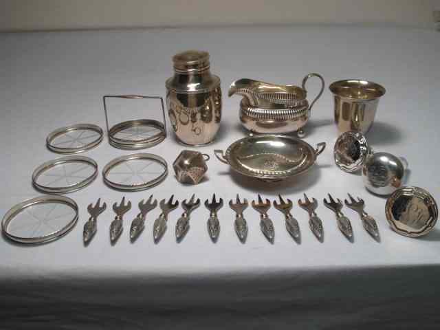 Appraisal: American sterling silver group includes a small martini shaker creamer