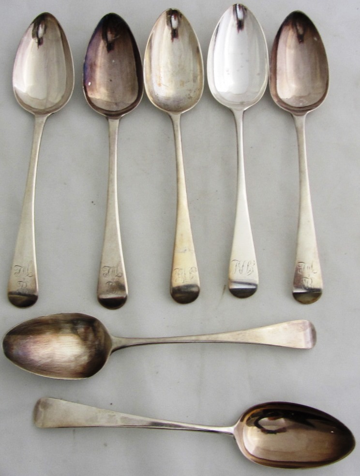 Appraisal: Three silver Old English pattern tablespoons London and four further