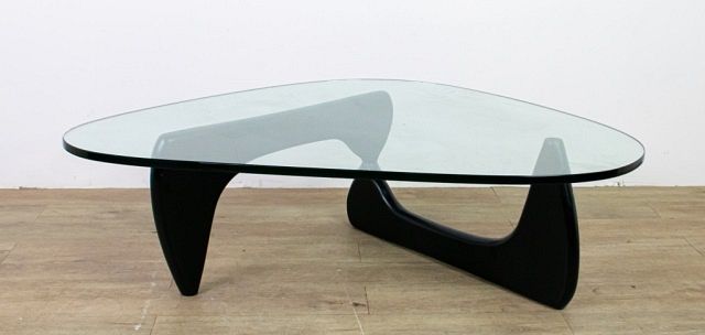 Appraisal: Cocktail Table in the Manner of Isamu Noguchi Isamu Noguchi