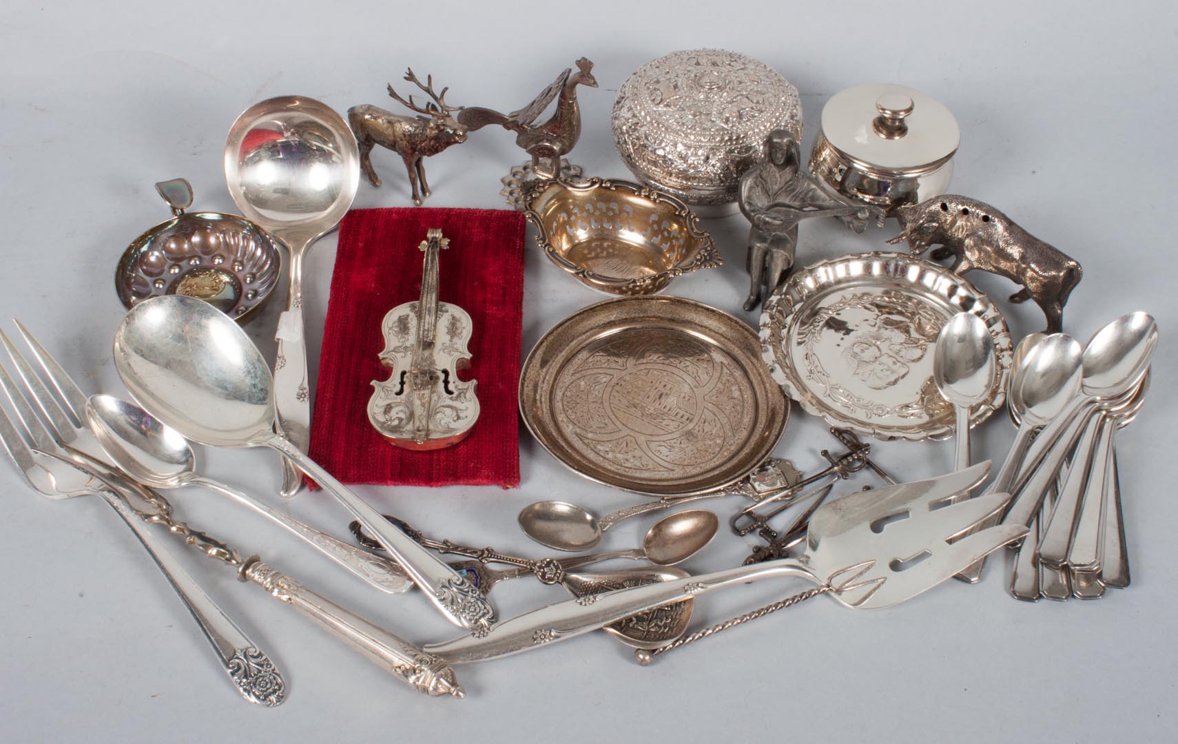 Appraisal: Miscellaneous silver and plated items including Gorham sterling nut dish