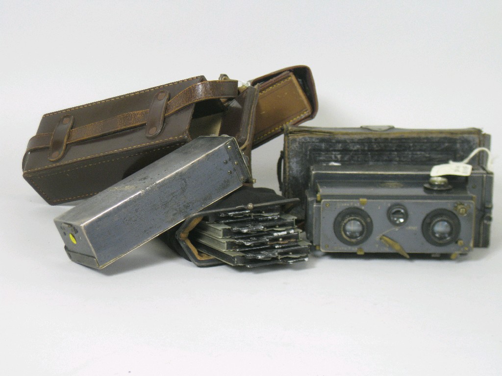 Appraisal: Ricard Verascope Stereo Camera complete with two magazine backs and