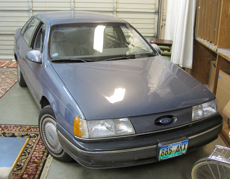 Appraisal: FORD TAURUS AUTOMOBILE four door liter fuel injected V- engine