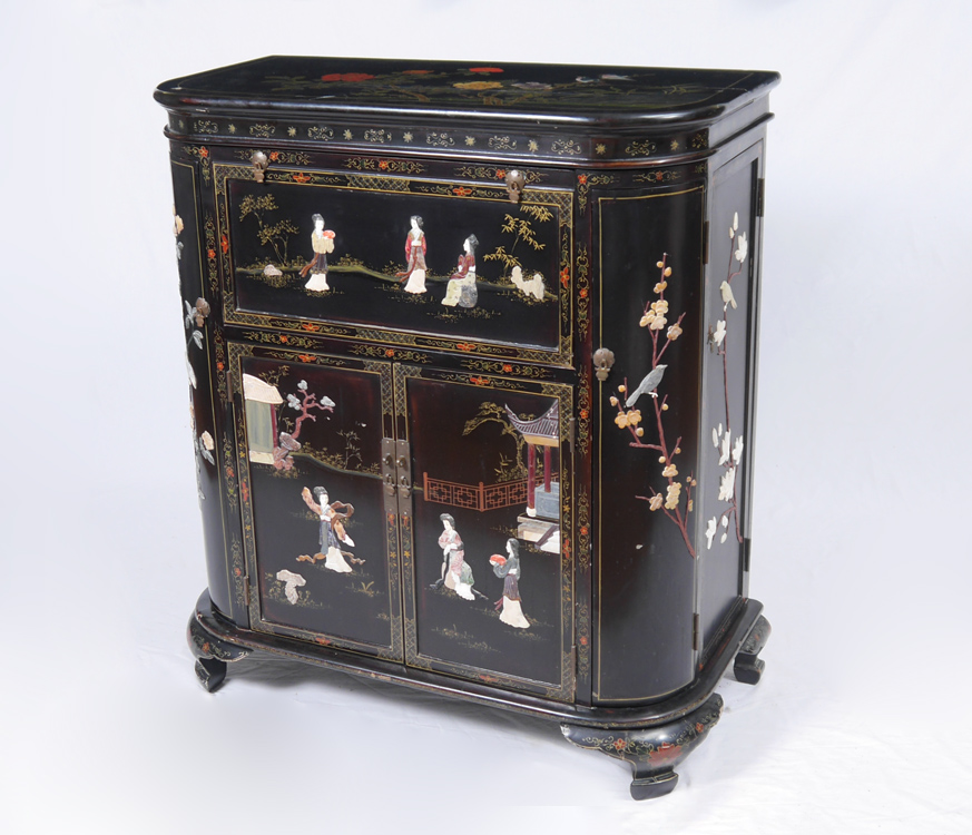 Appraisal: CHINOISERIE STONE DECORATED ORIENTAL BAR Painted chinoserie and applied stone