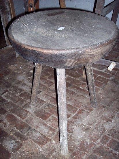 Appraisal: A circular elm cheese table on three plain legs cm