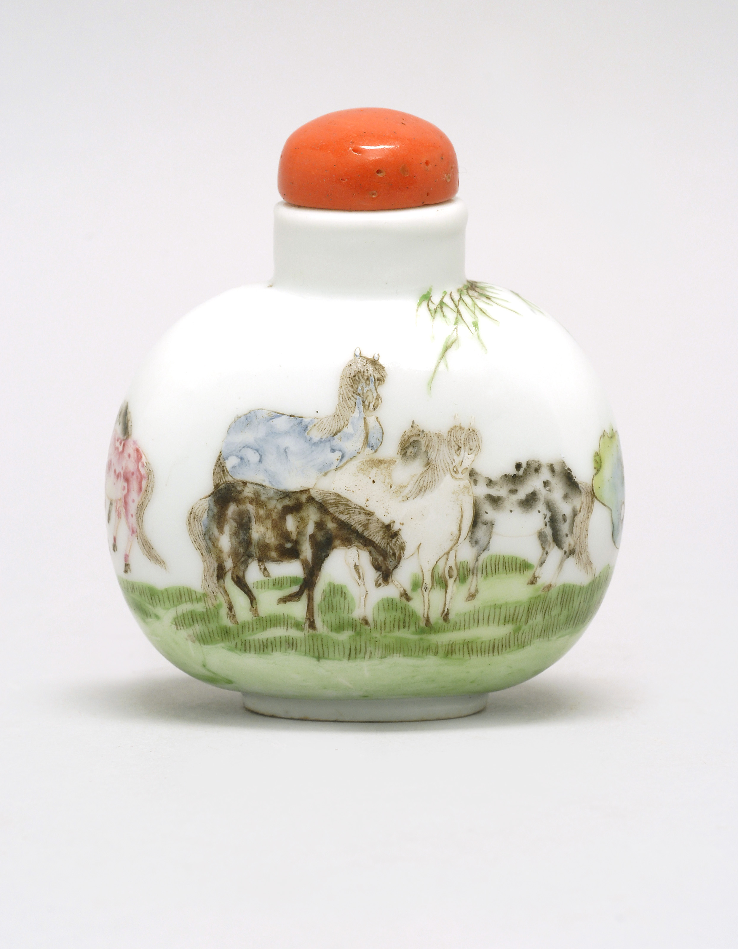 Appraisal: POLYCHROME PORCELAIN SNUFF BOTTLE Late th CenturyIn ovoid form with