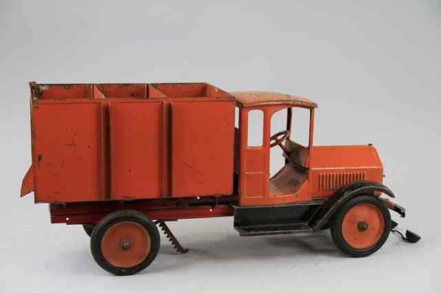 Appraisal: STURDITOY COAL TRUCK C 's pressed steel painted orange overall