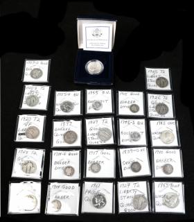 Appraisal: American Dimes and Quarters Collection of American dimes and quarters