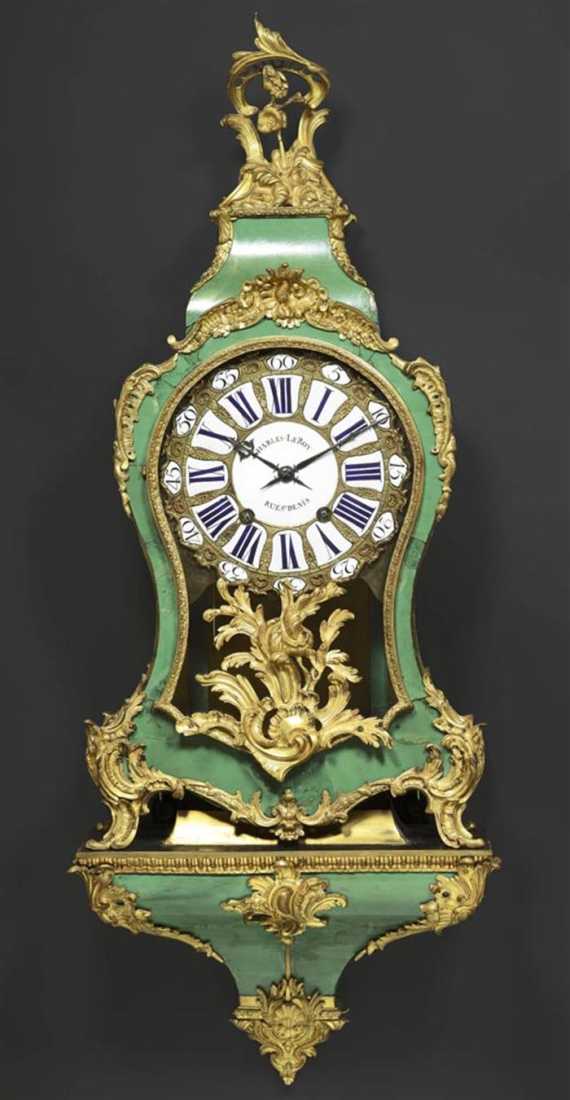 Appraisal: GREEN HORN CLOCK with plinth Louis XV the dial signed