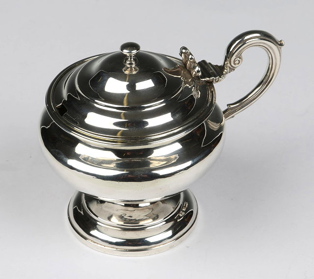 Appraisal: A WILLIAM IV SILVER MUSTARD POT of turned baluster form