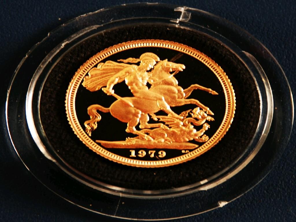 Appraisal: ROYAL MINT PROOF GOLD SOVEREIGN IN HARD PLASTIC CASE AND