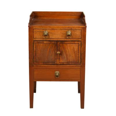 Appraisal: A Regency mahogany tray top commode on square tapering legs