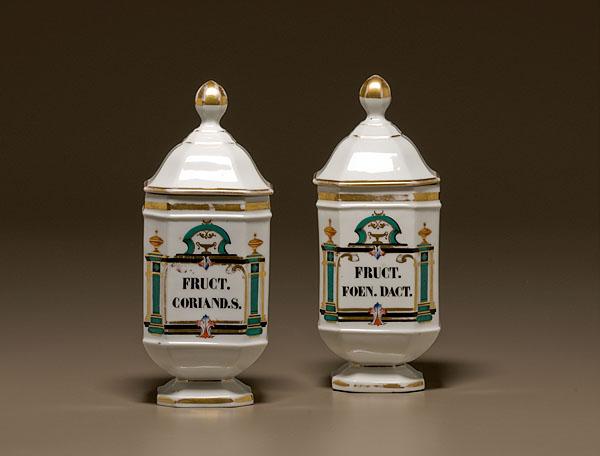 Appraisal: PARIS PORCELAIN APOTHECARY JARS PAIR Continental mid- to late th