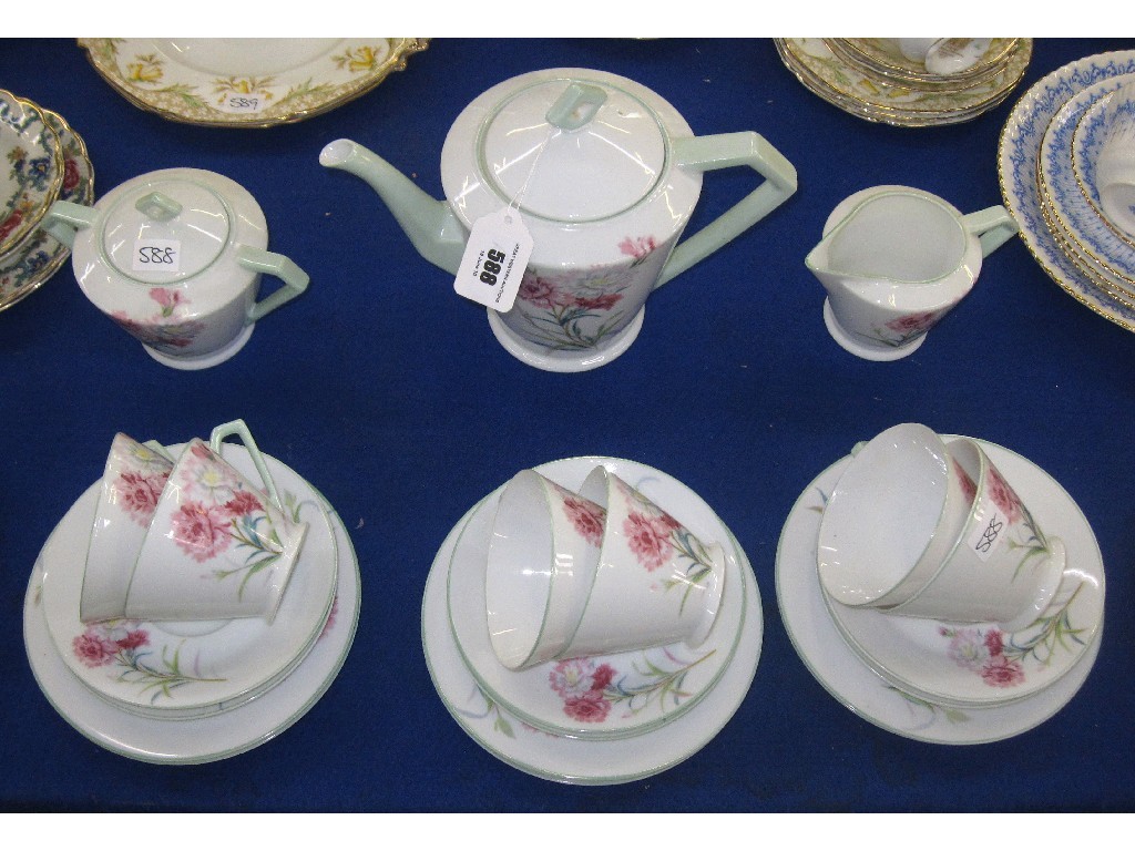 Appraisal: Noritake carnation decorated six setting teaset with teapot