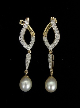 Appraisal: An Elegant Pair of Diamond and Pearl Earrings k yellow