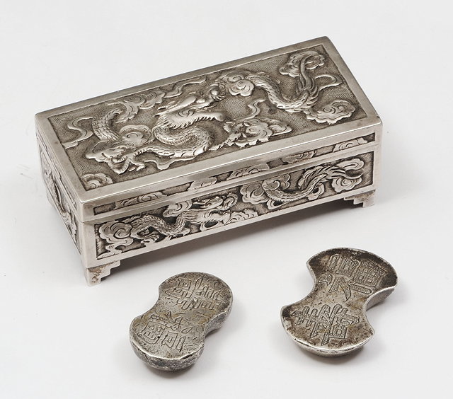 Appraisal: A CHINESE SILVER BOX in the form of a miniature