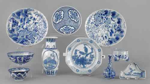 Appraisal: Collection of blue and white export porcelain th th c