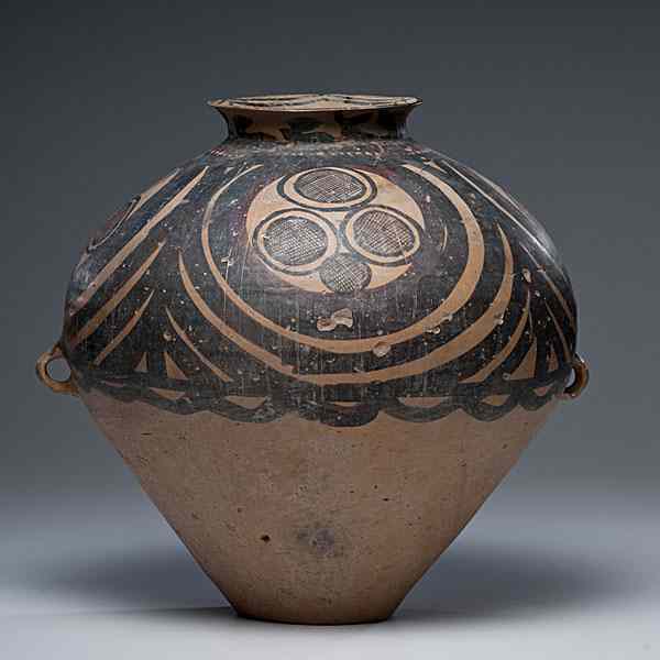 Appraisal: Chinese Neolithic Pot Chinese a neolithic terra cotta two-handled ovoid-form