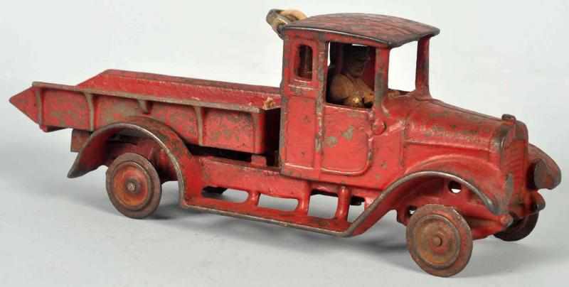 Appraisal: Cast Iron Arcade Dump Truck Toy American Missing rubber tires