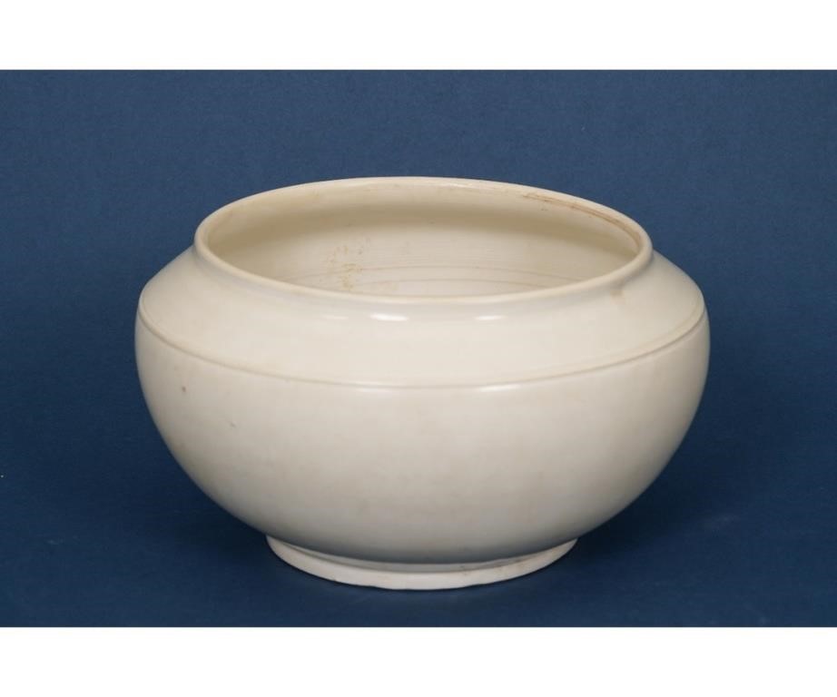 Appraisal: Chinese cream colored glazed bowl probably th c with banded