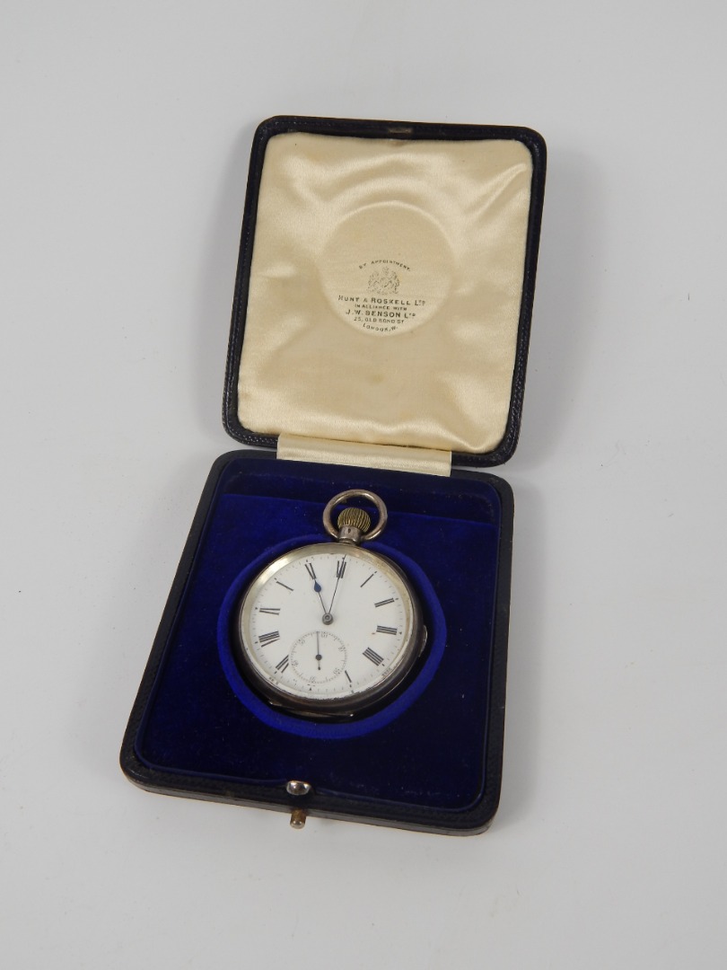 Appraisal: A George V silver keyless wind repeater pocket watch open