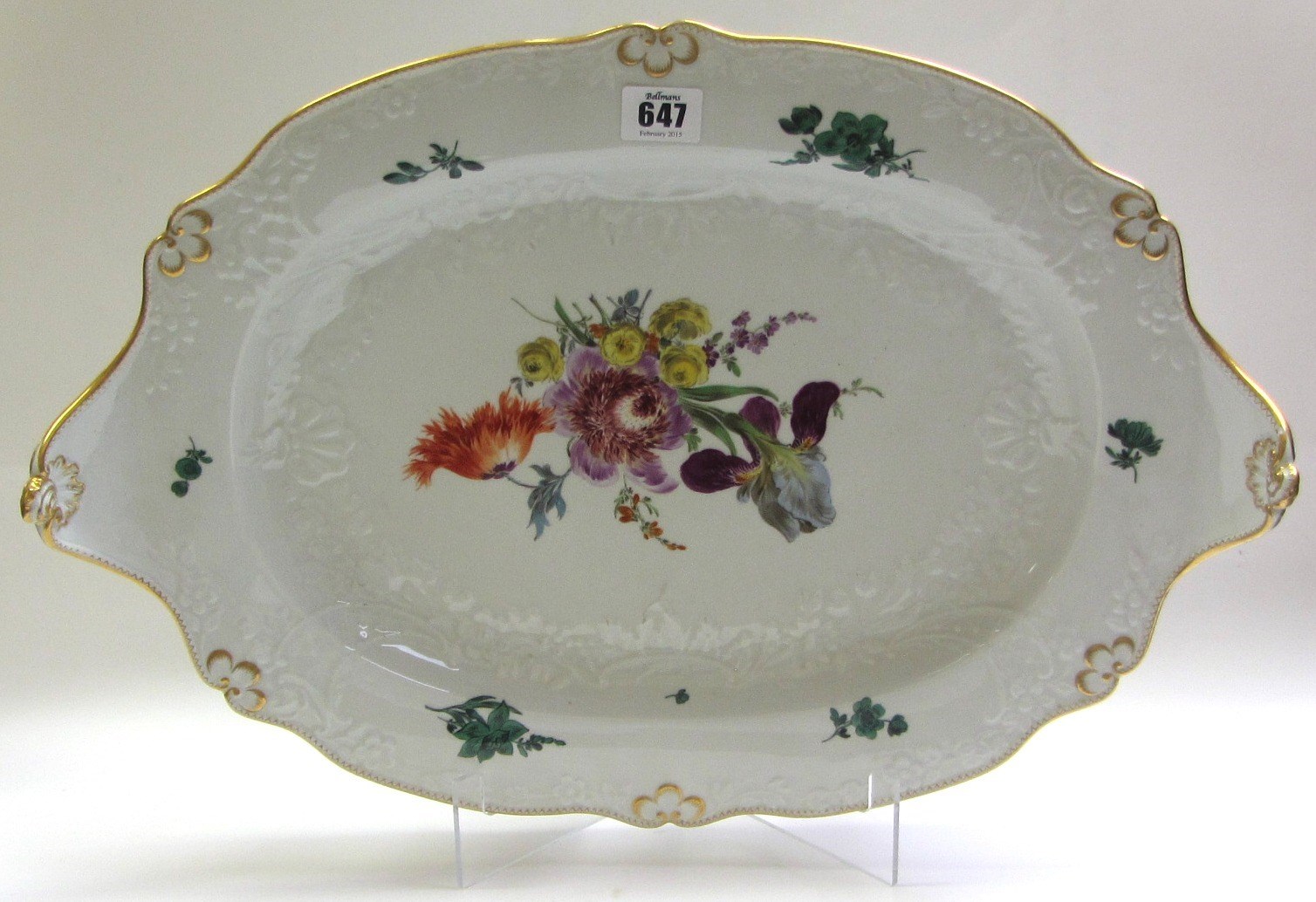 Appraisal: A Meissen porcelain platter late th century the foliate relief