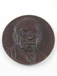 Appraisal: Optical interest A bronze medal by P Finch commemorating Sir