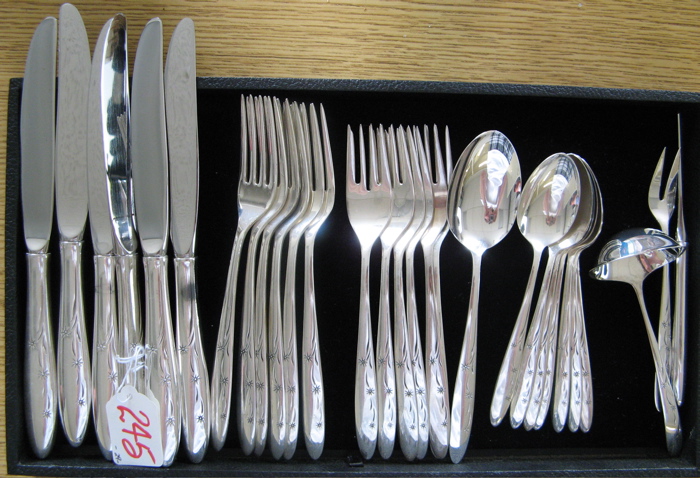 Appraisal: A GORHAM PIECE STERLING FLATWARE SET in the Stardust pattern