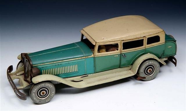 Appraisal: AN EARLY TH CENTURY GERMAN TIN CLOCKWORK CAR long